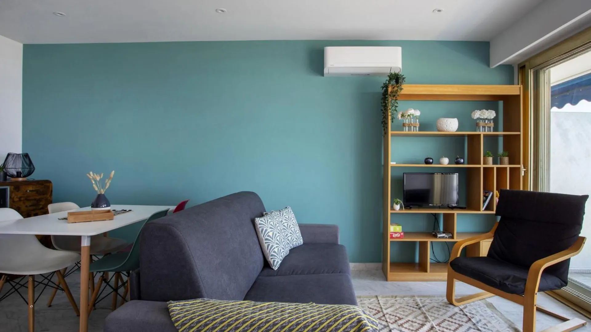 Apartment Le Grand Large By Interhome カーニュ・シュル・メール フランス